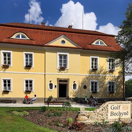 Penzion Cernicka Obora Bechyně Exterior foto